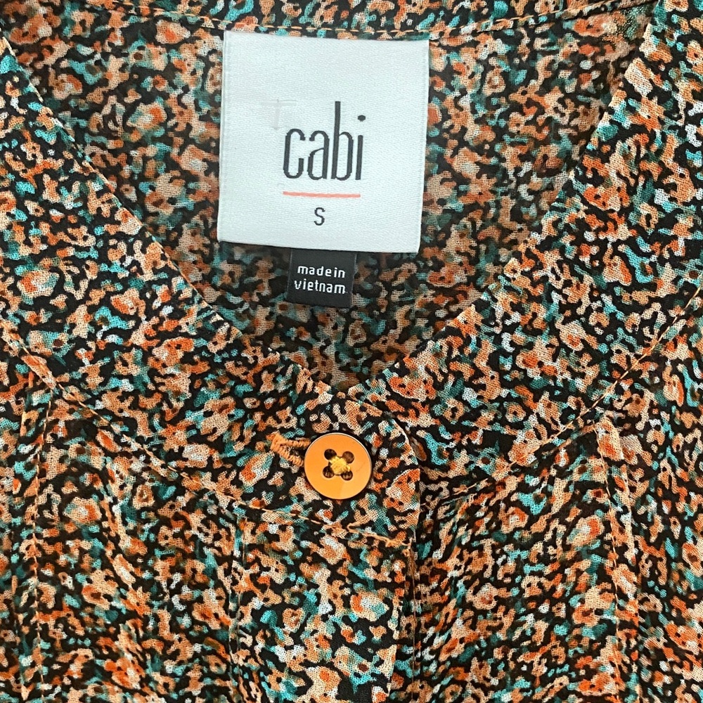 Cabi Tux Ruffle Top size Small - Picture 7 of 11